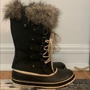 NEVER WORN Sorel X JCREW winter boots, Joan of arc